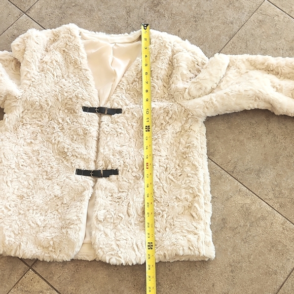 NWOT..Jacket - Picture 9 of 10